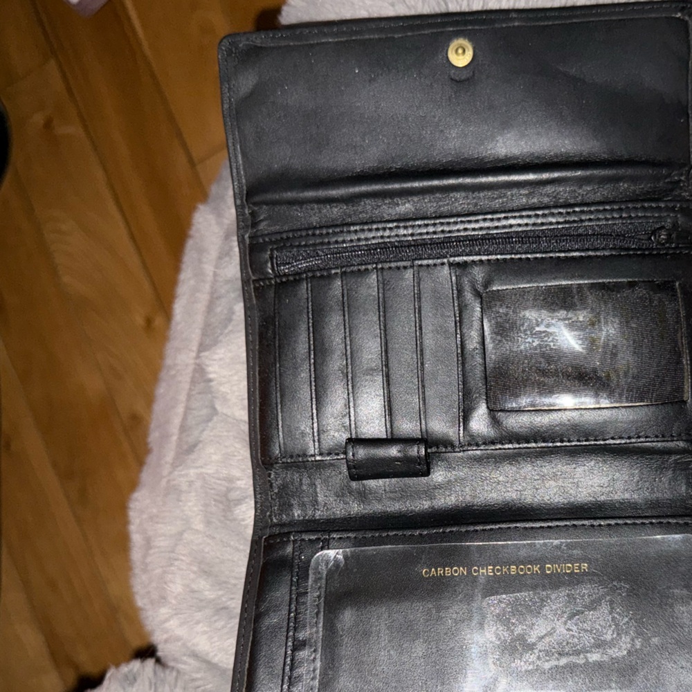 Elegant Black Women's Wallet - Picture 3 of 6